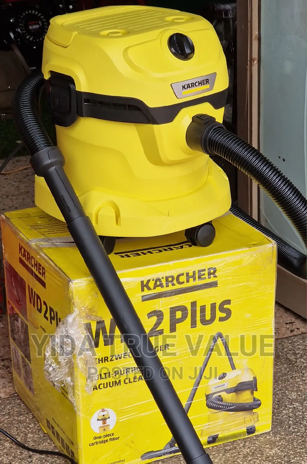 Karcher Vaccum Cleaner WD2