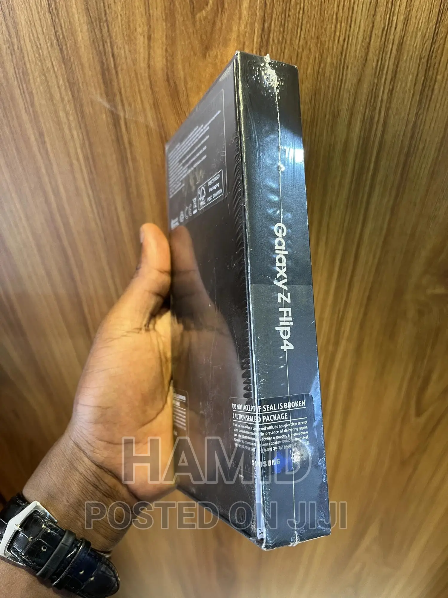 Samsung Galaxy Z Flip4 256 GB Gold