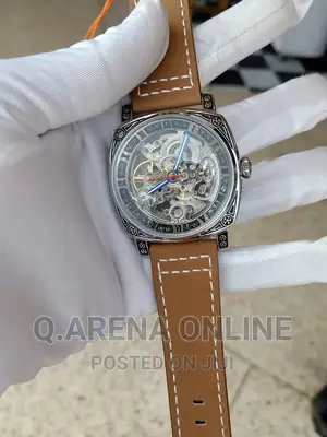 Faux Leather Men's Classic Watch