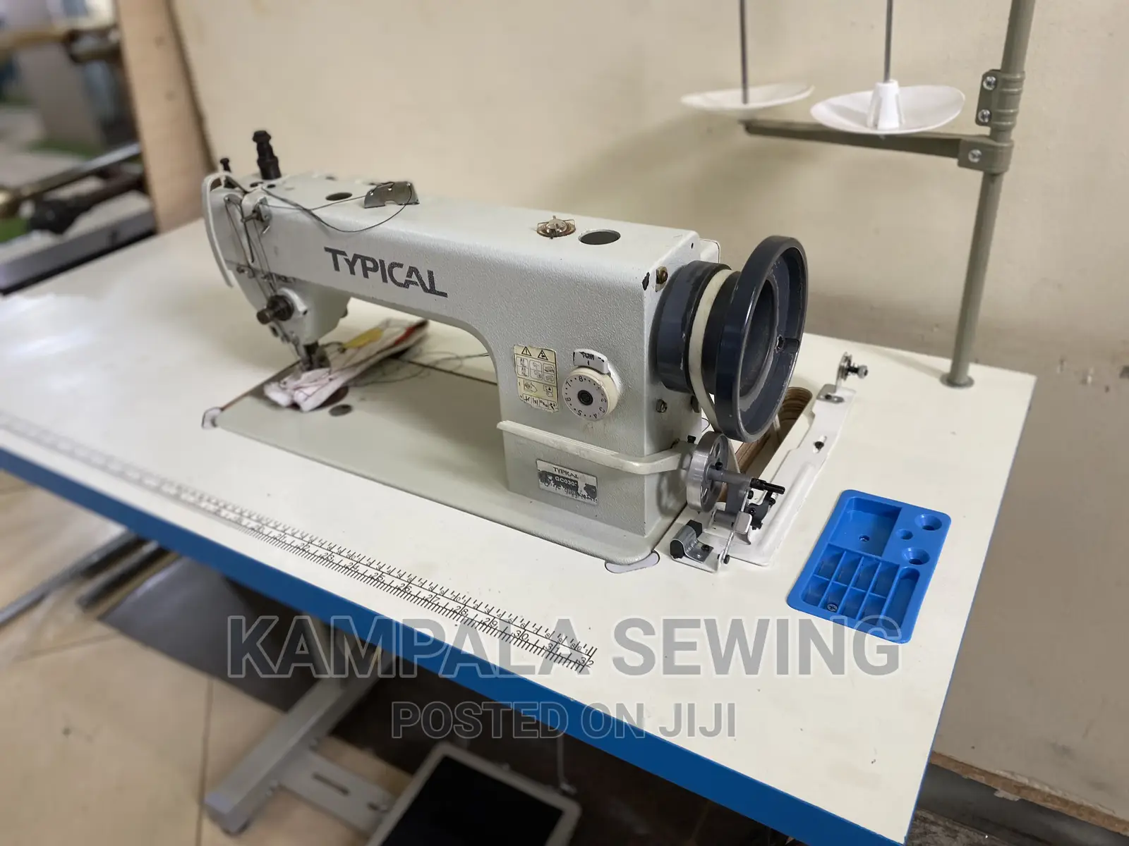 Big Leather Highlead Industrial Sewing Machine