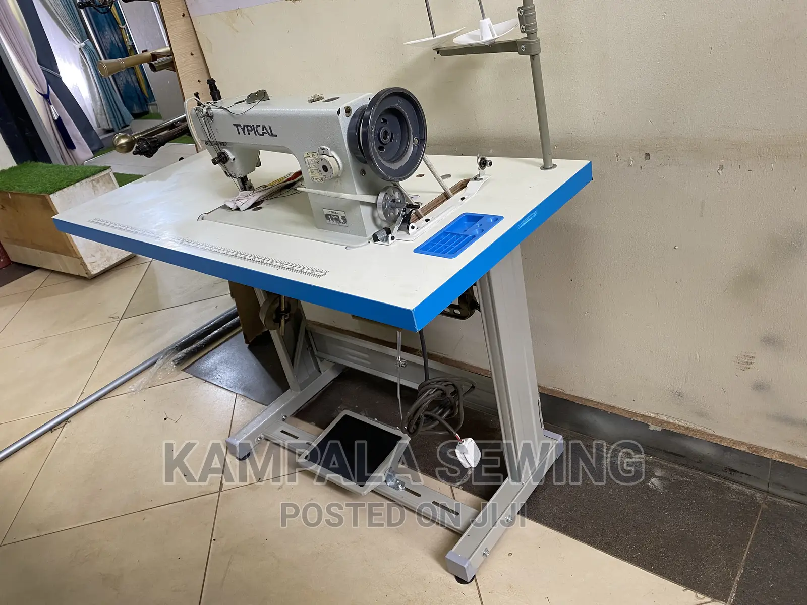 Big Leather Highlead Industrial Sewing Machine