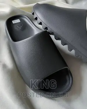 Adidas Yeezy Slide Original