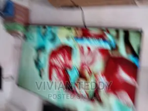 43" Led LG TV Flat Screen Superslim