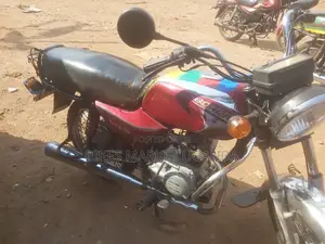 Bajaj Boxer 2007 Red