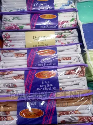 Pure Cotton Bedsheets.6x6.( White)