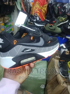Nike Air Max Sneakers