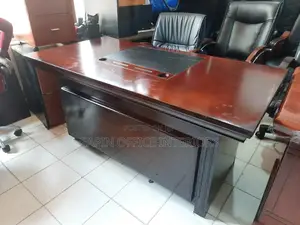 Office Table/ Office Desk/ Executive Desk
