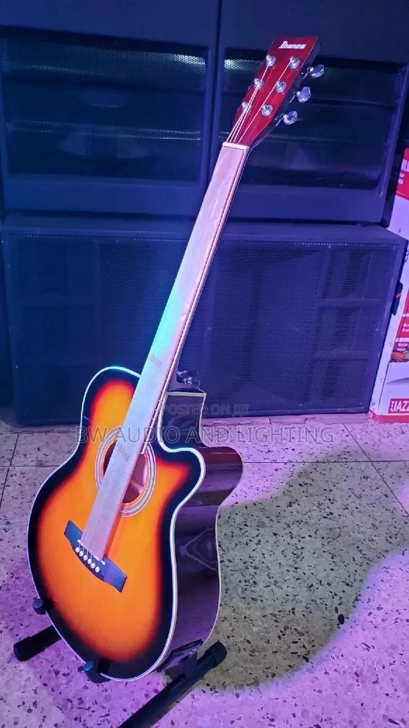 Powered ACOUSTIC Guitar