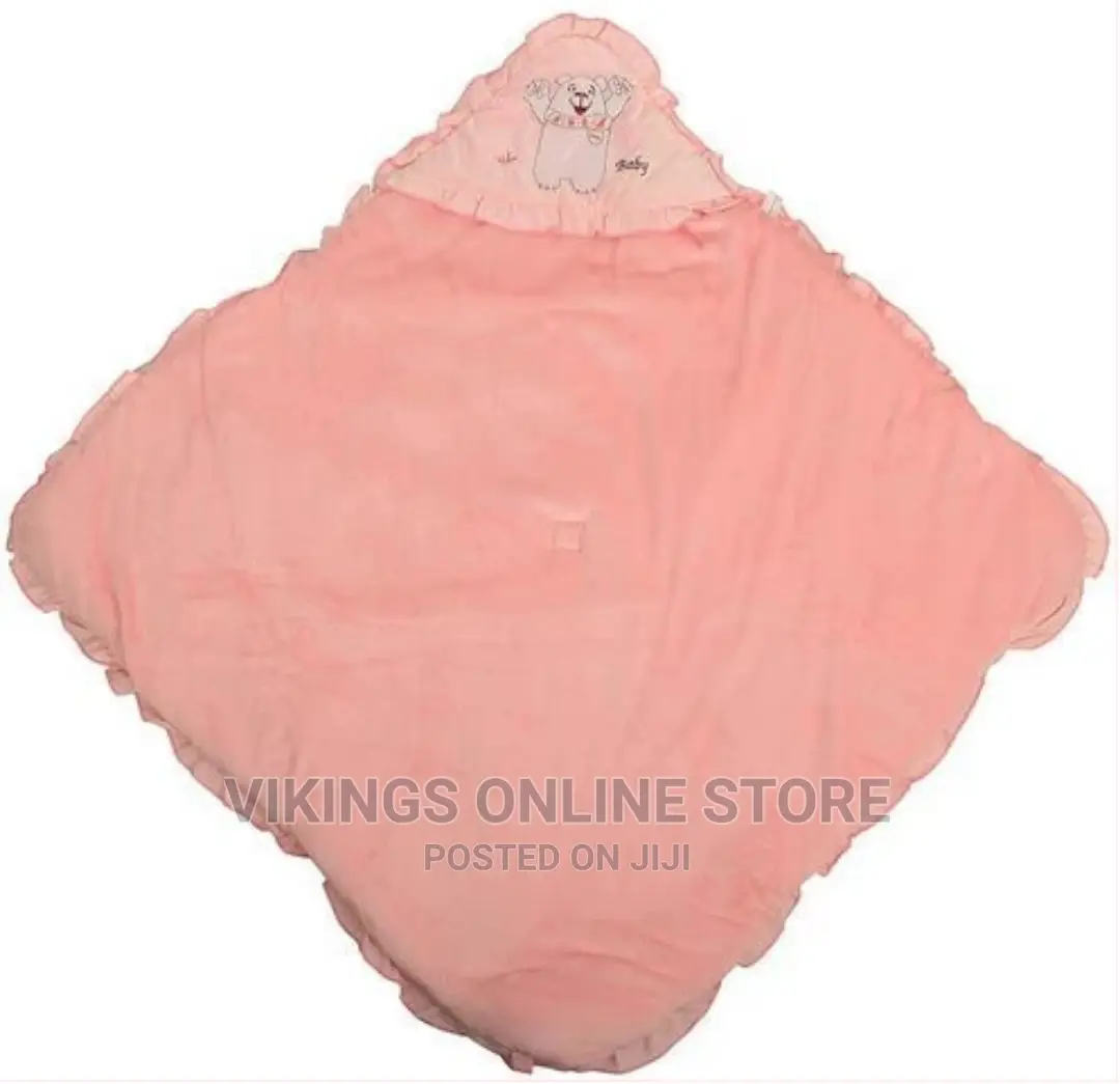 Baby Shawl Receiver – Pink Pattern May Vary