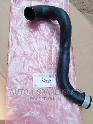 Mercedes Benz Radiator Hose Pipe