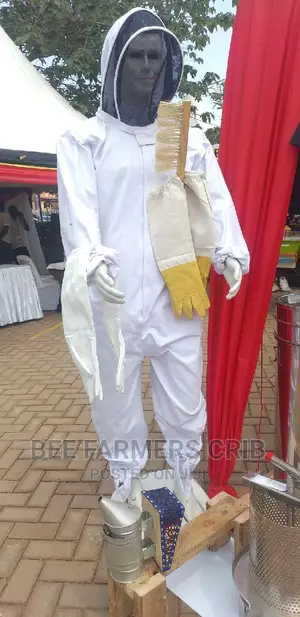 Bee Suits / Protective Ware