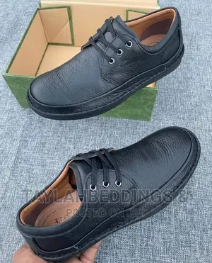 Clarks
Nature Three - Low Tops