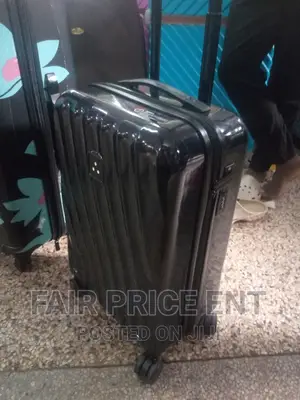 Classy Plastic Traveling Suitcases.Medium.( Black)