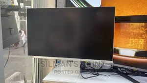 Samsung 32" M8 2 in 1 Smart Monitor and TV