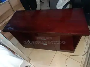 Executive Office Table of Size 200cm