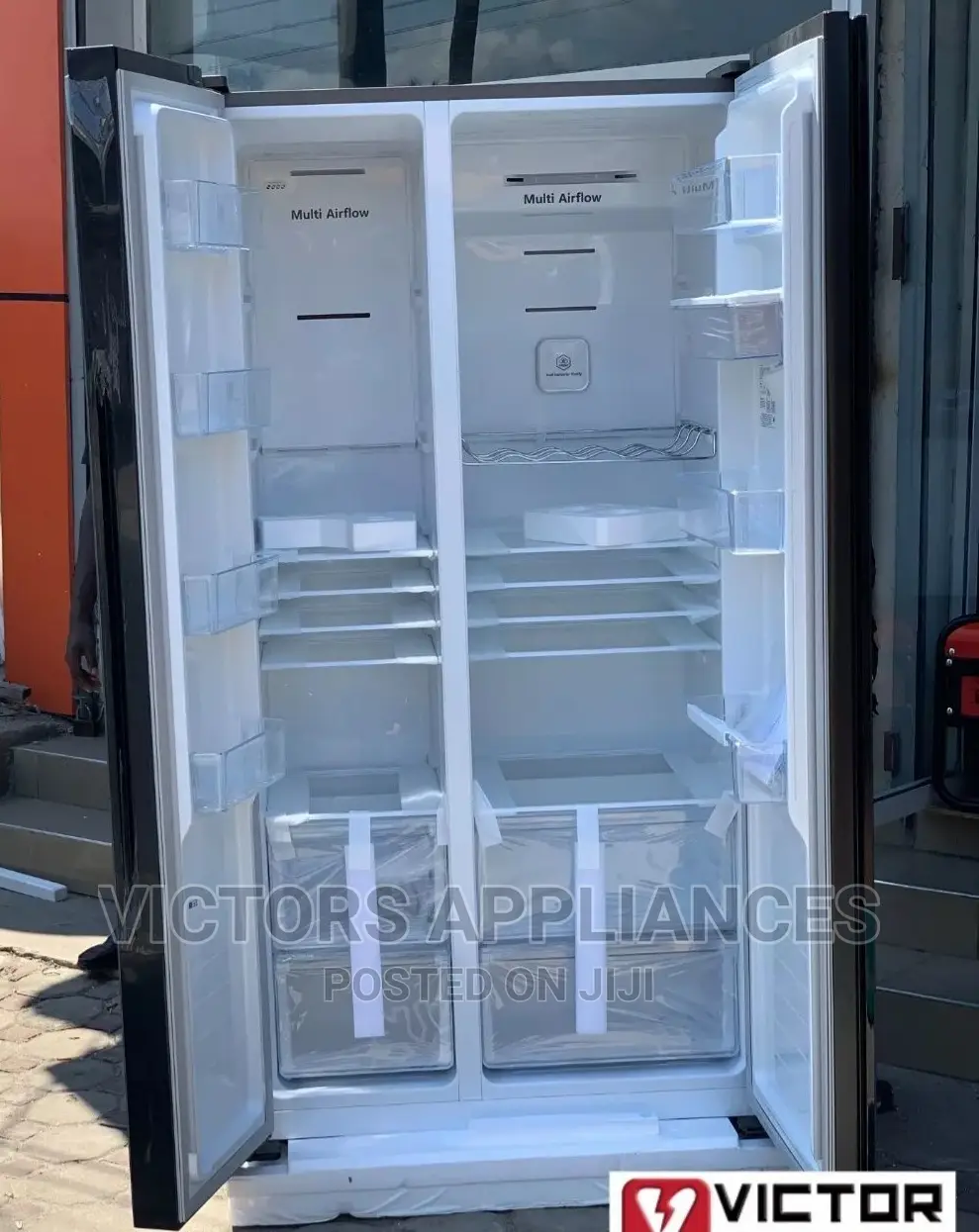 Hisense Side by Side Fridge 670liters Black Wt Mirror Finish