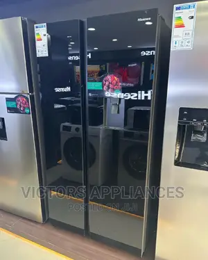Hisense 670liters Side by Side Fridge