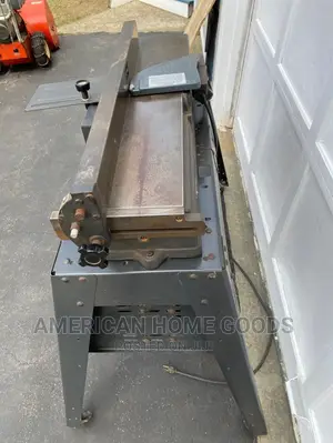 Craftsman 6" Jointer/Planer, Belt Drive, 1-Phase Motor.