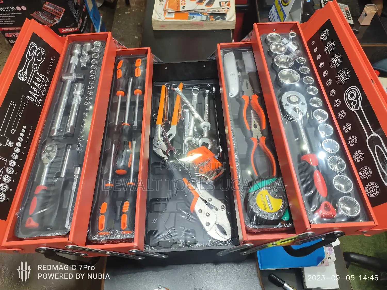 Cantilever Tool Set With 85pcs