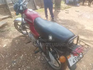 Bajaj Boxer 100 2023 Red
