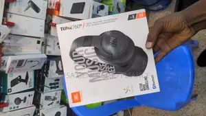 JBL Tune 760
