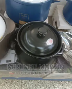 Black Ceramic Cooking Pot