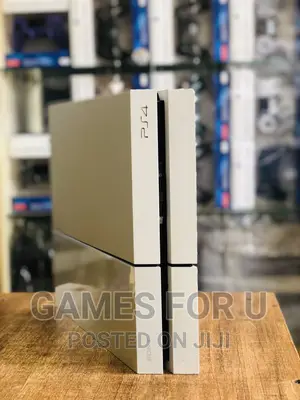 White Ps4 Standard 10.71