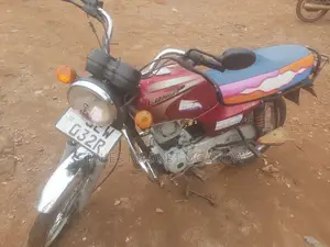 Bajaj Boxer 100 2018 Red
