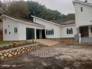 4bdrm Bungalow in Kololo Property, Central Division for rent