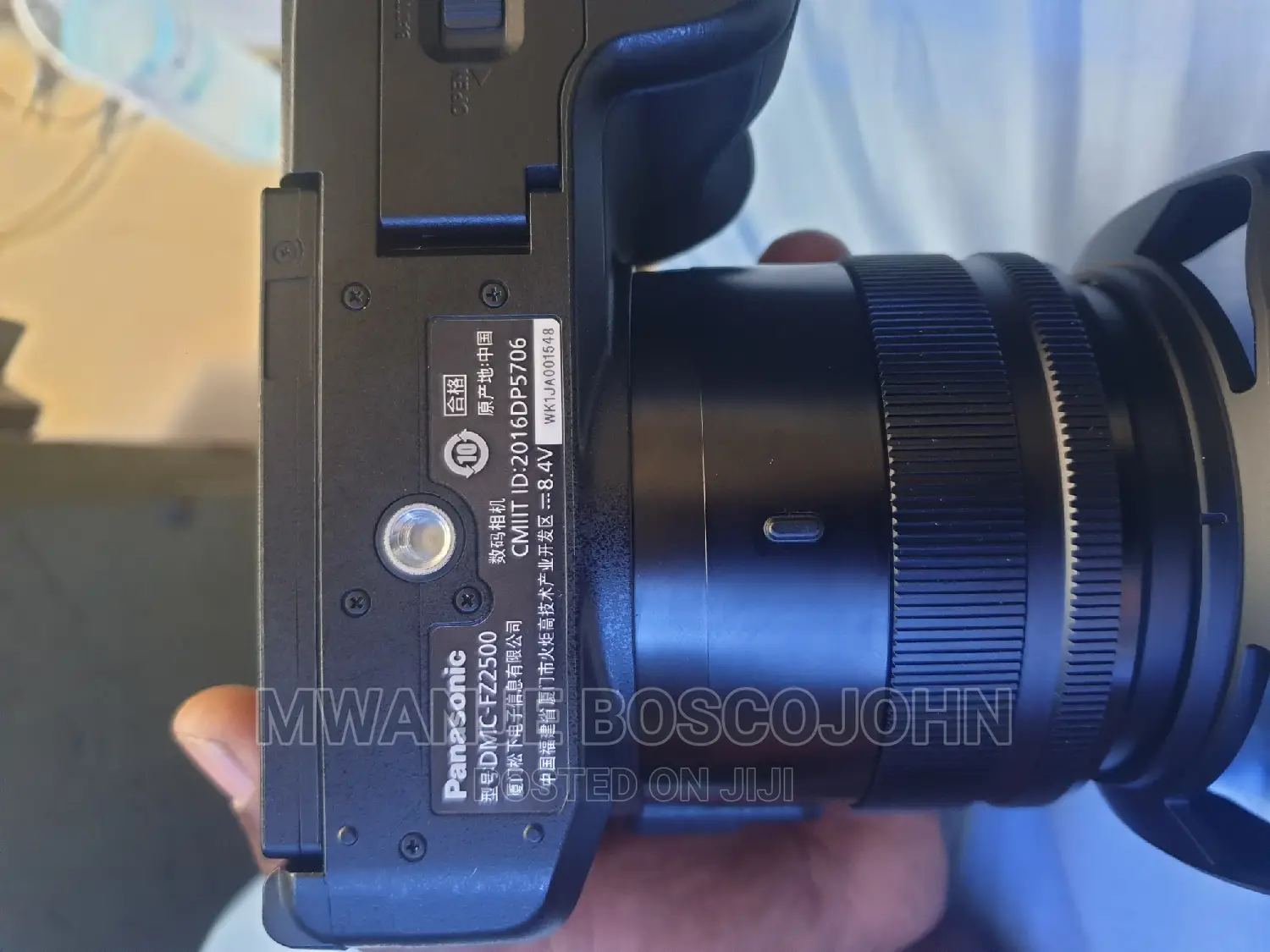 Lumix Fz2500