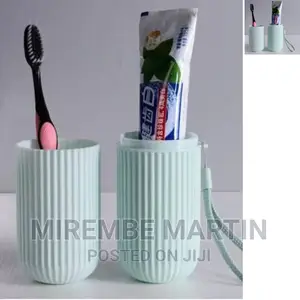Portable Travel Toothbrush Holder