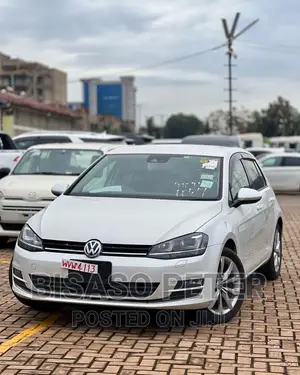 Volkswagen Golf 2014 White
