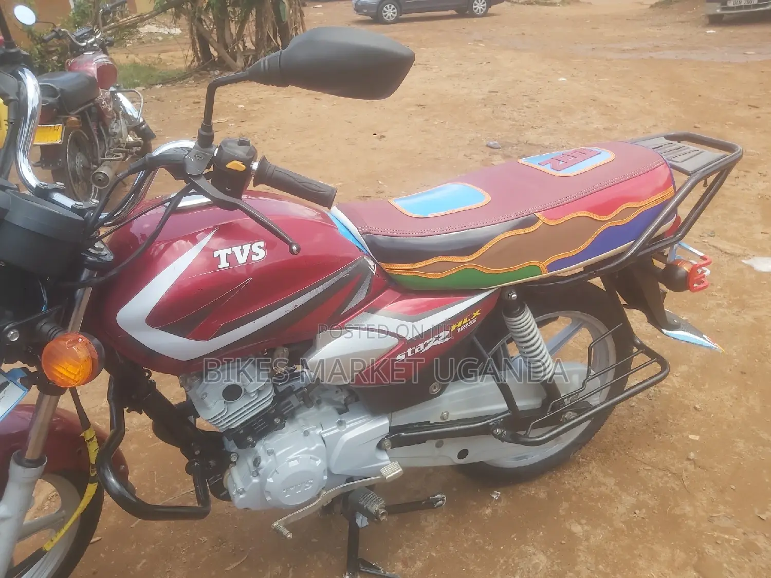 TVS HLX 125 2022 Red