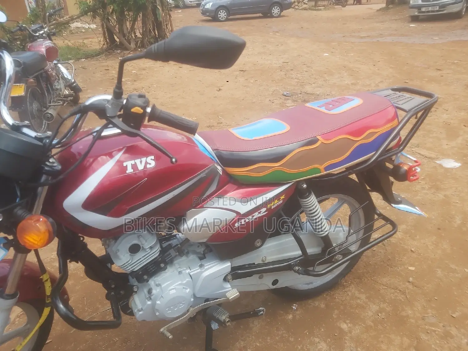 TVS HLX 125 2022 Red