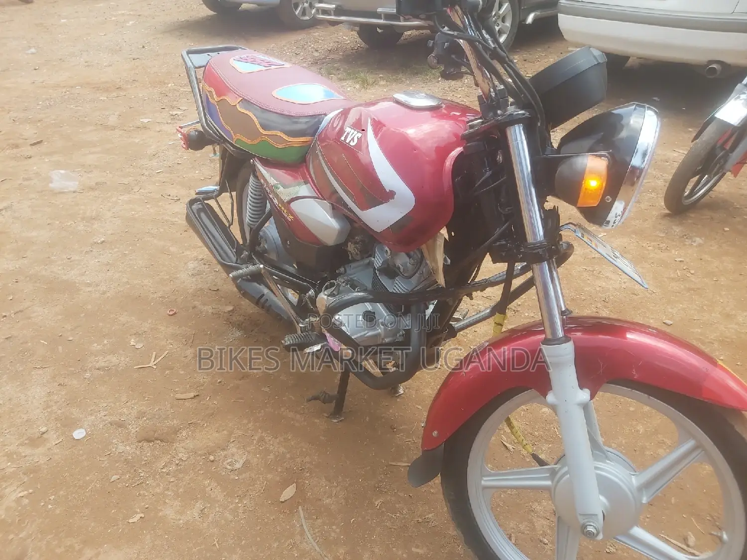 TVS HLX 125 2022 Red