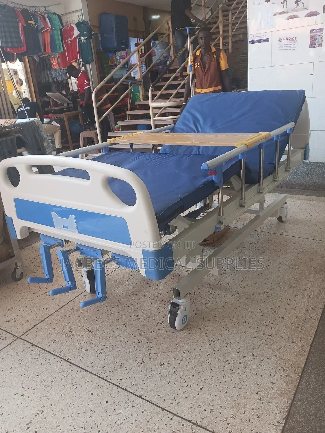 Hospital Bed Tripple Crank