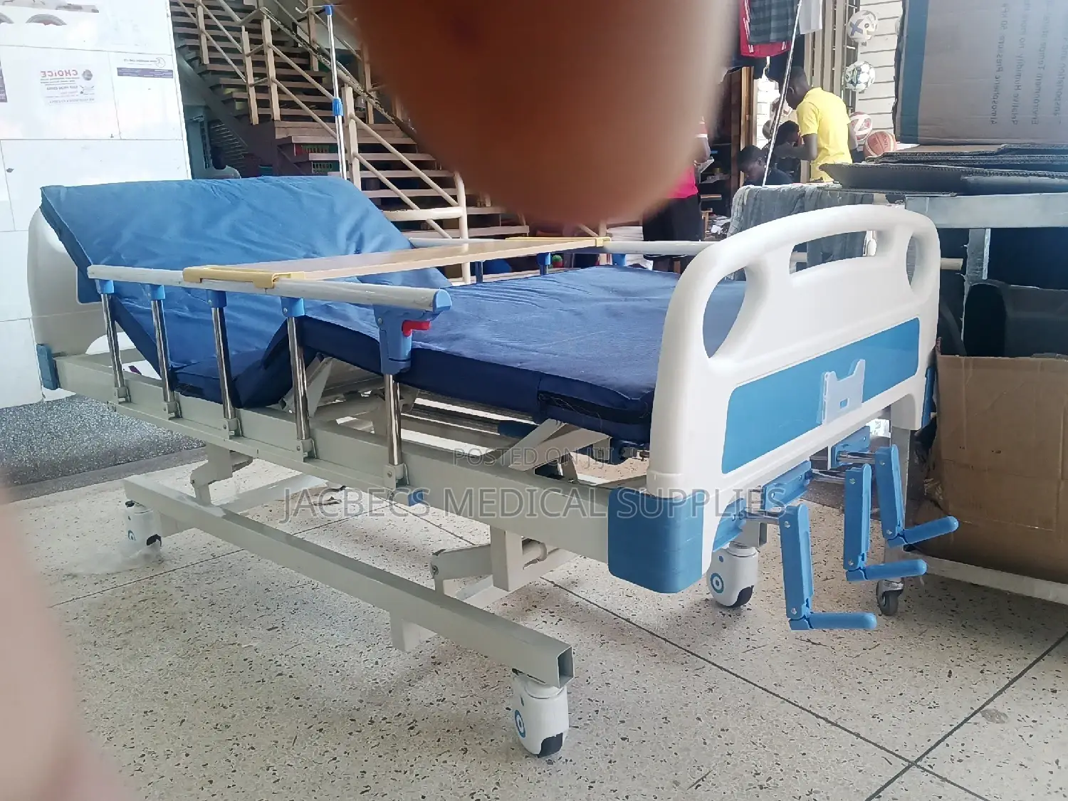 Hospital Bed Tripple Crank
