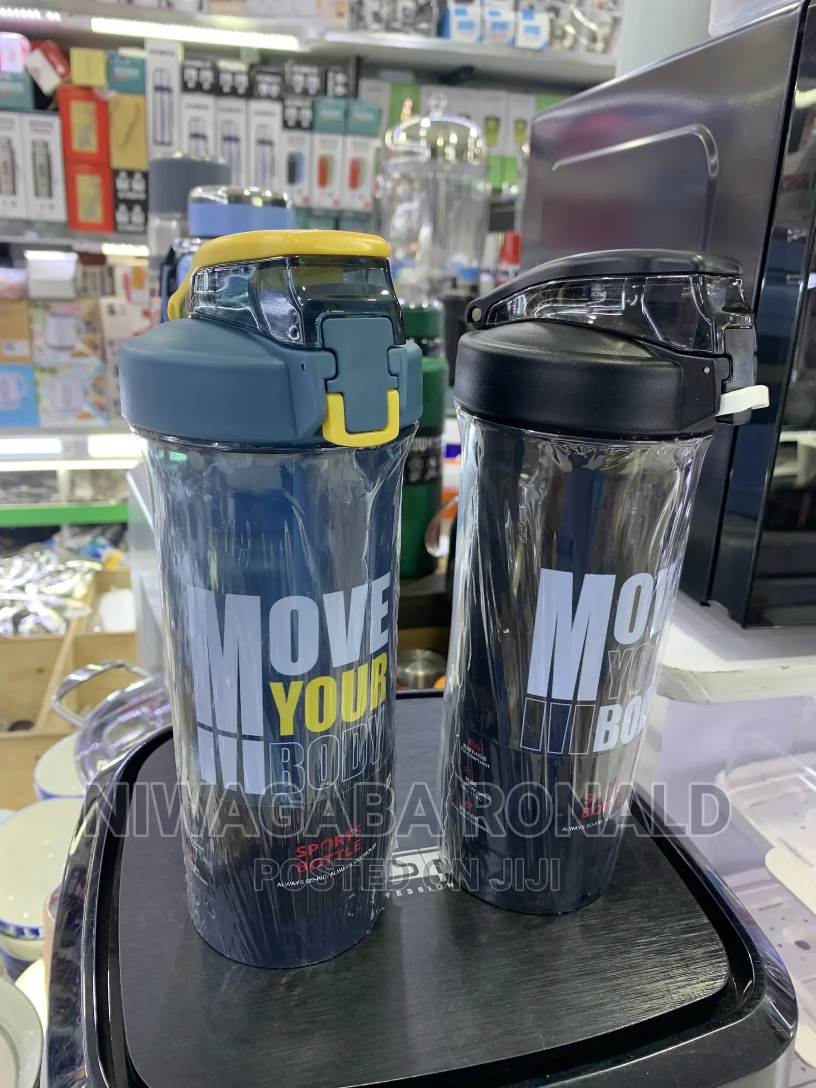 Classic Water Bottle With Straws