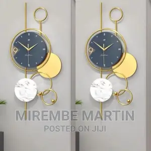 Mounted O'Clock