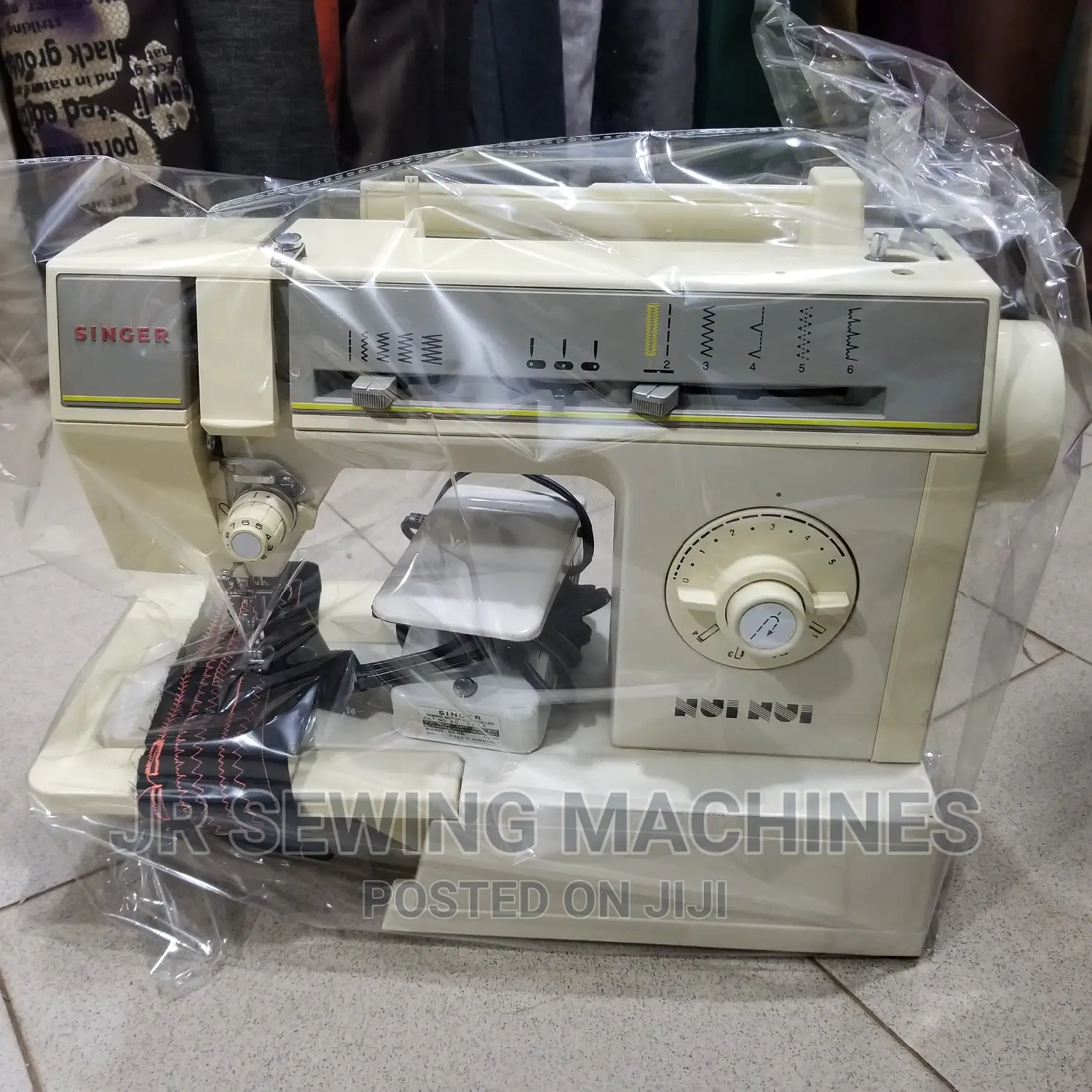 Singer Electric Design Sewing Machine
