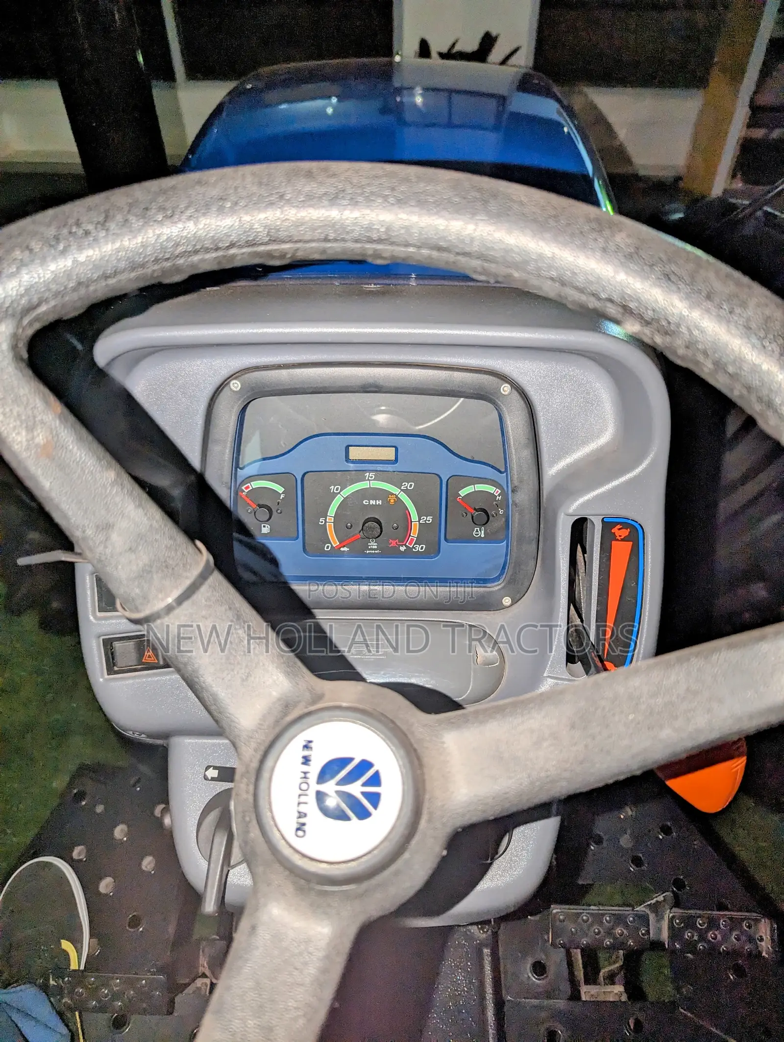New Holland Tt75 4wd Tractor
