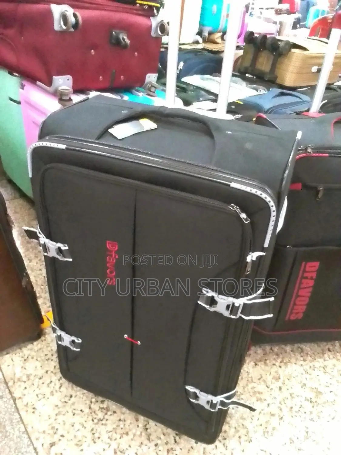 Dfavours Suitcase