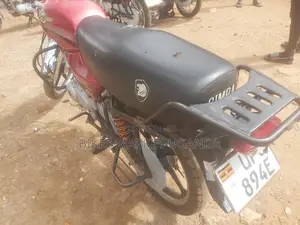 Bajaj Boxer 2022 Red