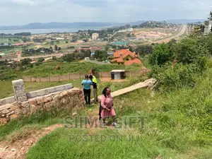 Entebbe-Kigo Land for Sale 65 Decimals