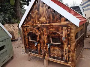 Domukama Dog House