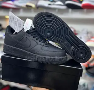 Nike Air Force 1 Plain Black and White Plain