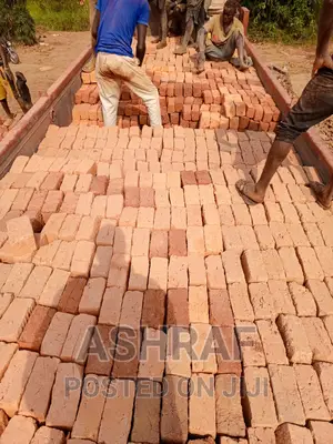 Clay Bricks Good Quality