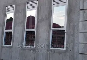 Aluminum Projection Windows