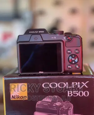 Nikon Coolpix B500