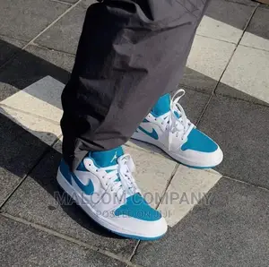 Jordan 1 Low Shoes